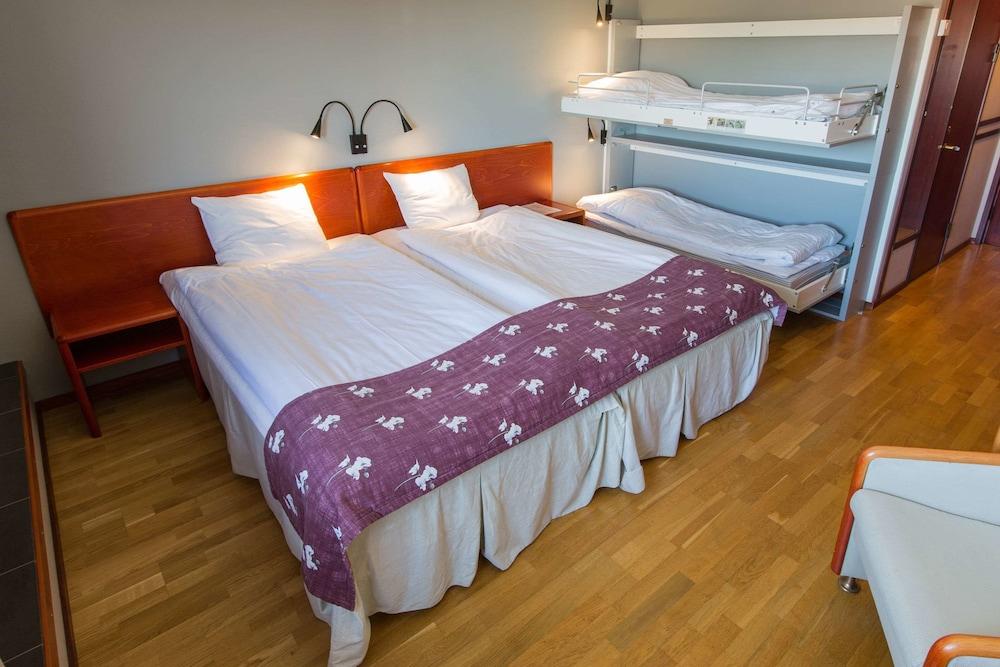 Hotel Quality Royal Corner 4*