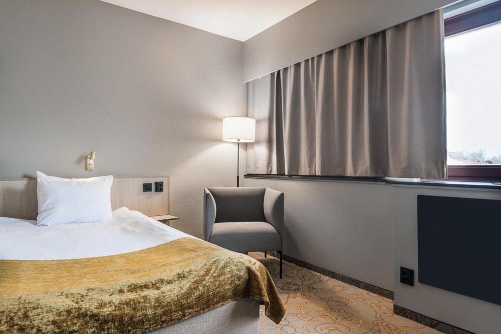 Quality Royal Corner Hotel 4*